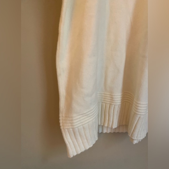 Anthropologie Sweater cream Ivory buttons oversize minimalist - Picture 3 of 10
